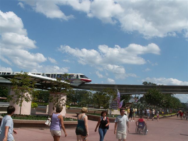 wdw-06-17-07 321 (52K)