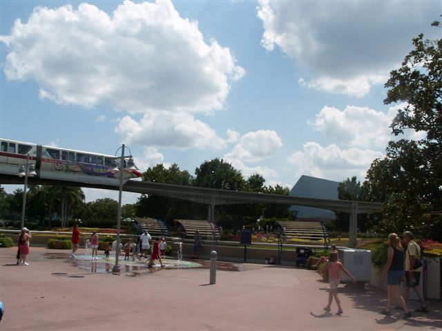 wdw-06-17-07 324 (52K)