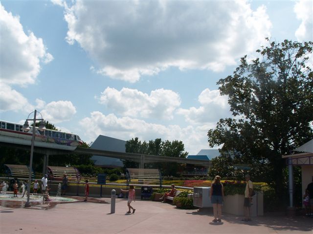 wdw-06-17-07 325 (56K)